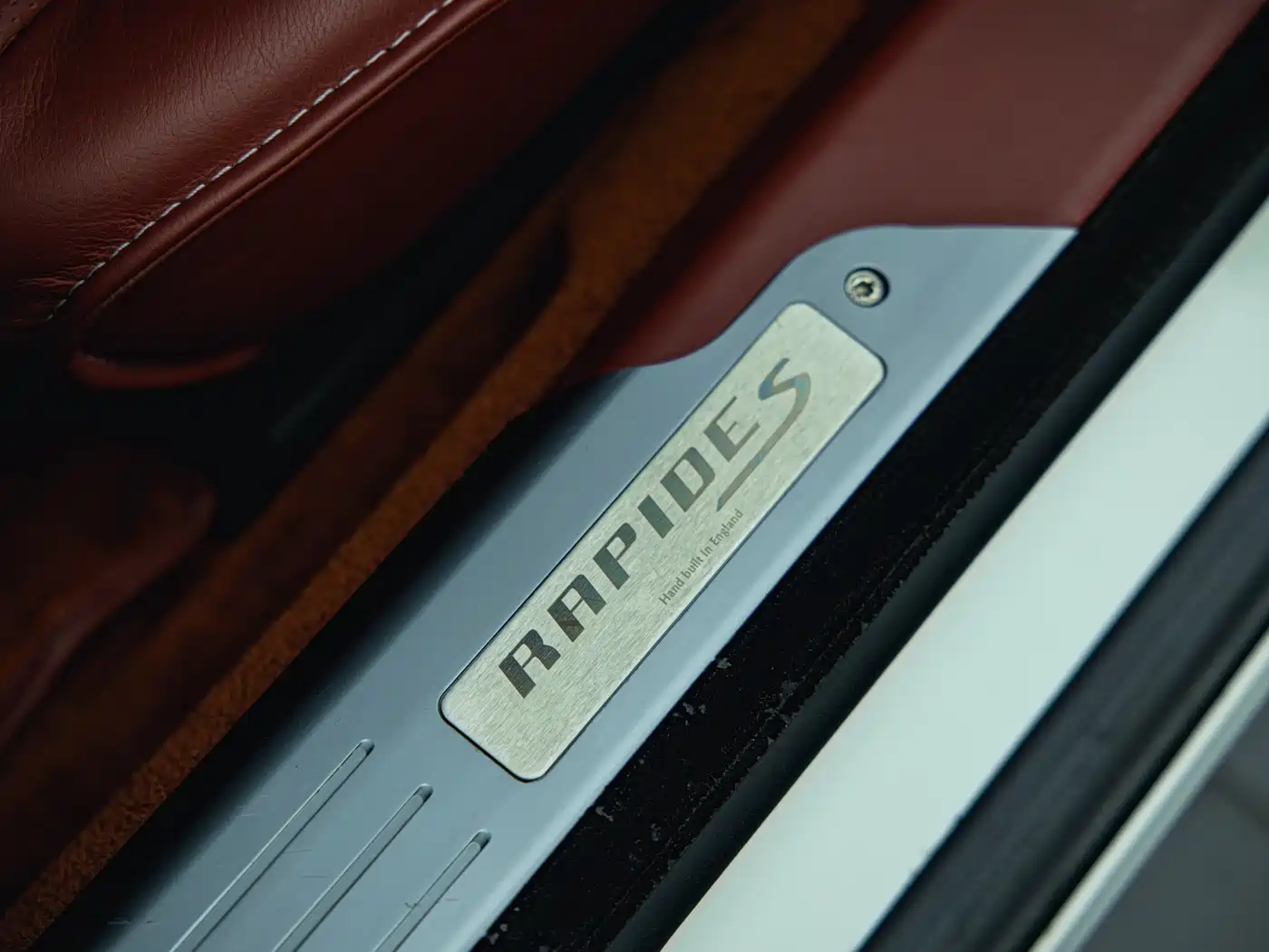 Фото 13 - Aston Martin Rapide