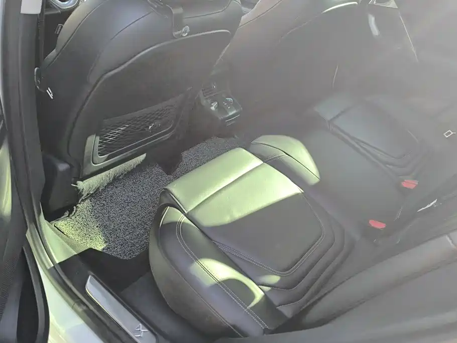 DS 5 2014 2014 1.6T Elegance THP160