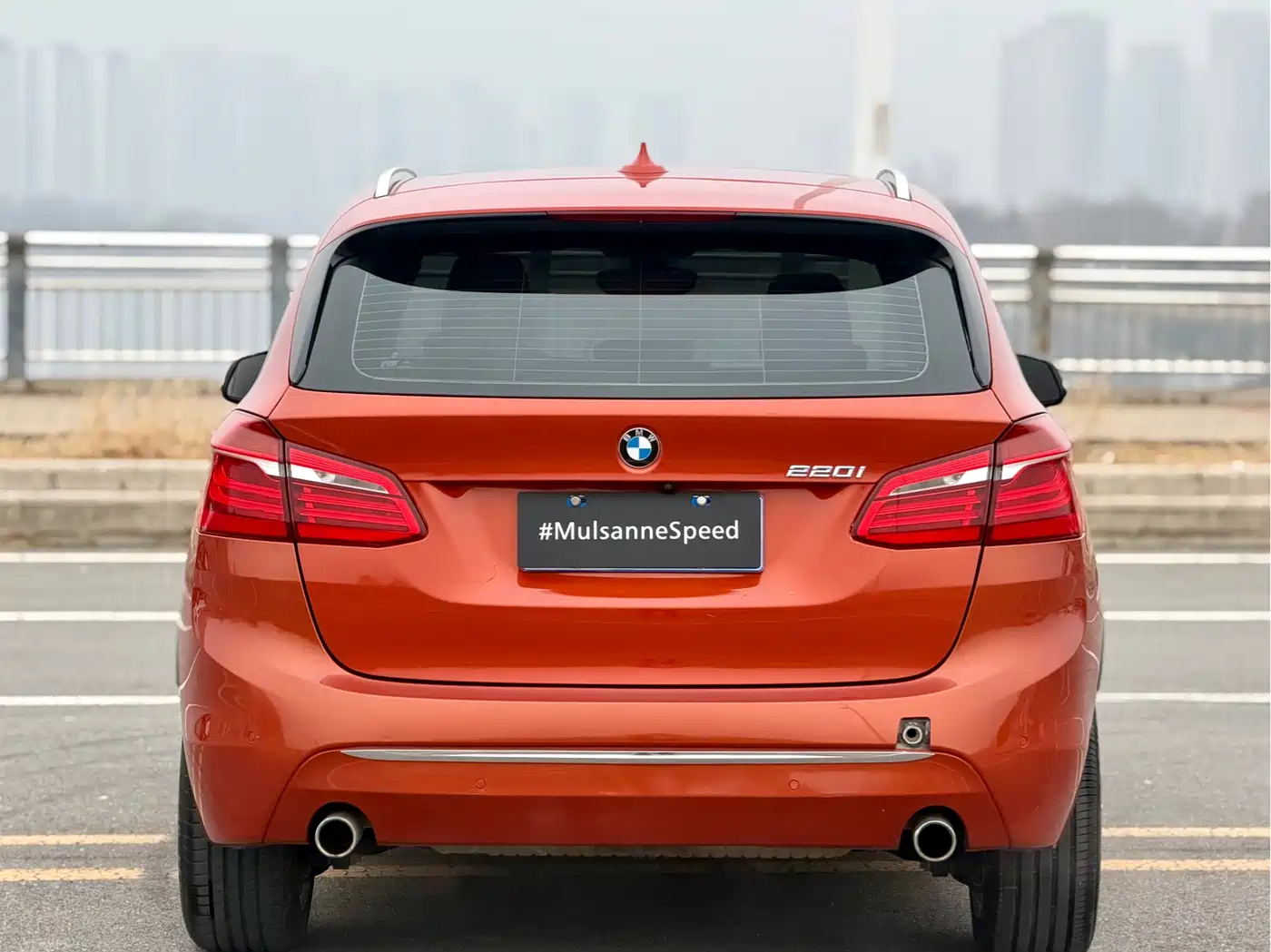 BMW 2 Series Touring 2016 220i Leading Model фото 12