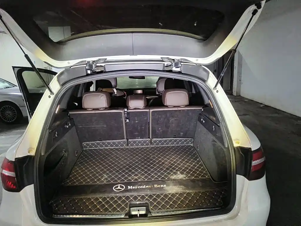 Фото 5 - Mercedes-Benz GLC