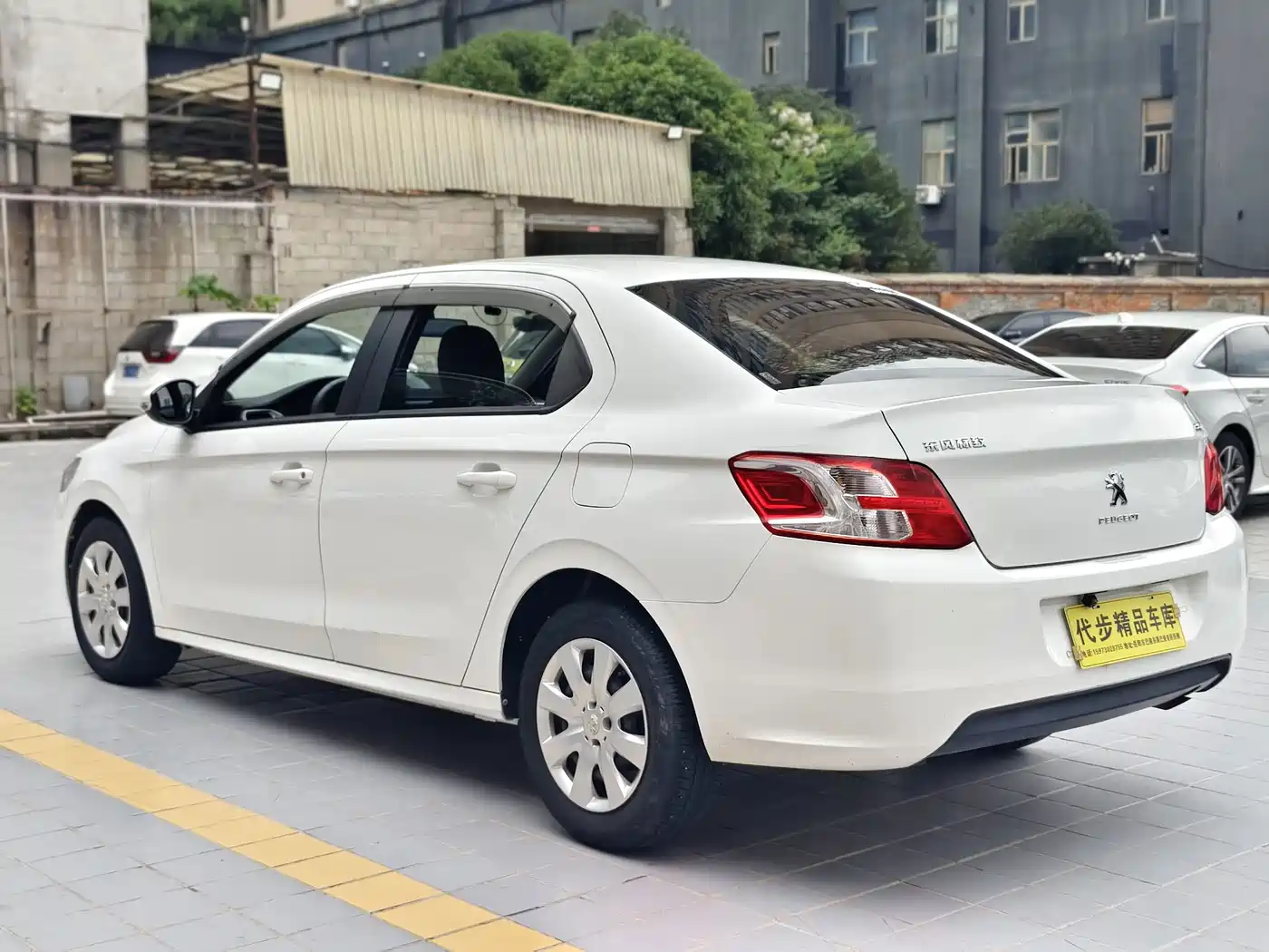 Peugeot 301 2014 2014 1.6L Manual Comfort Edition