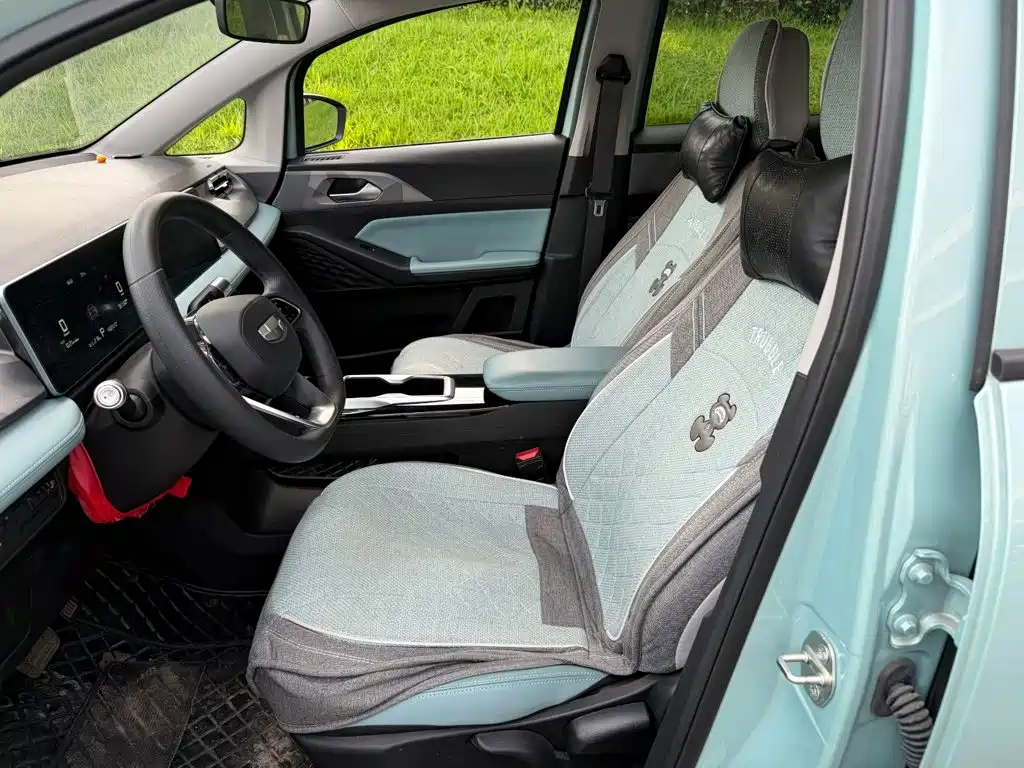 Geely Geometry E Firefly 2024 2024 Model 401km Fluorescent