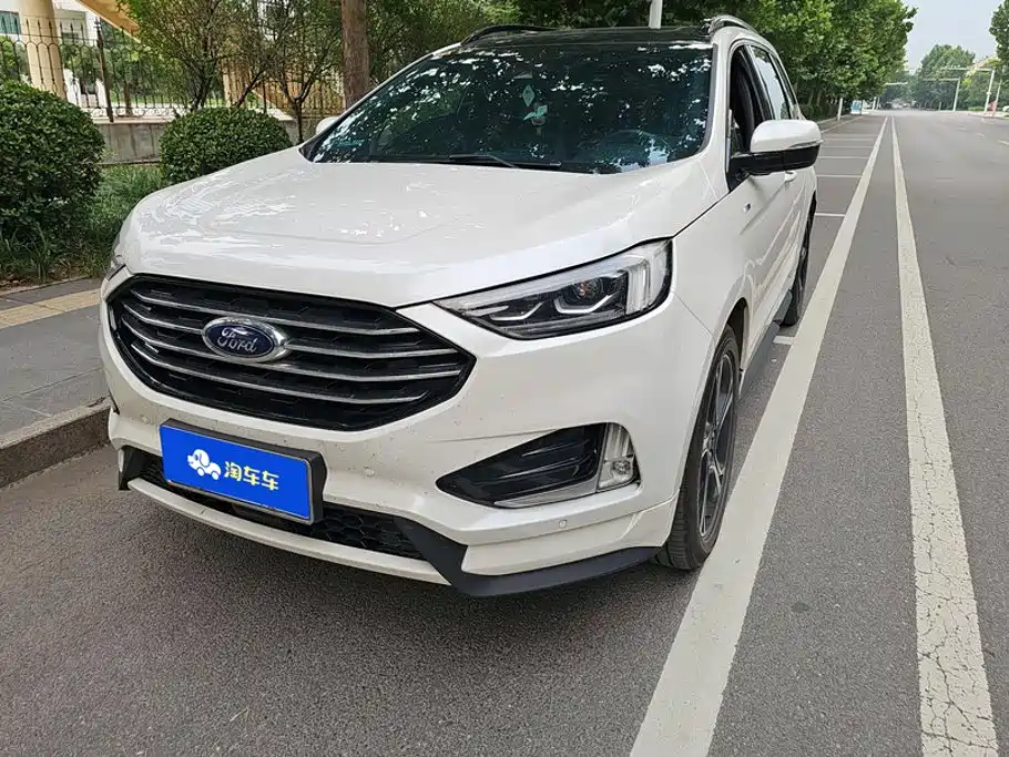 Фото 1 - Ford Edge
