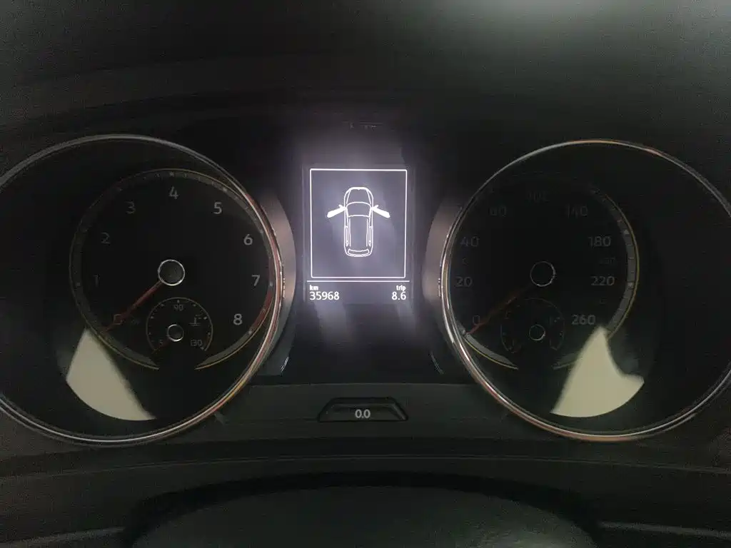 Фото 3 - Volkswagen Tiguan L