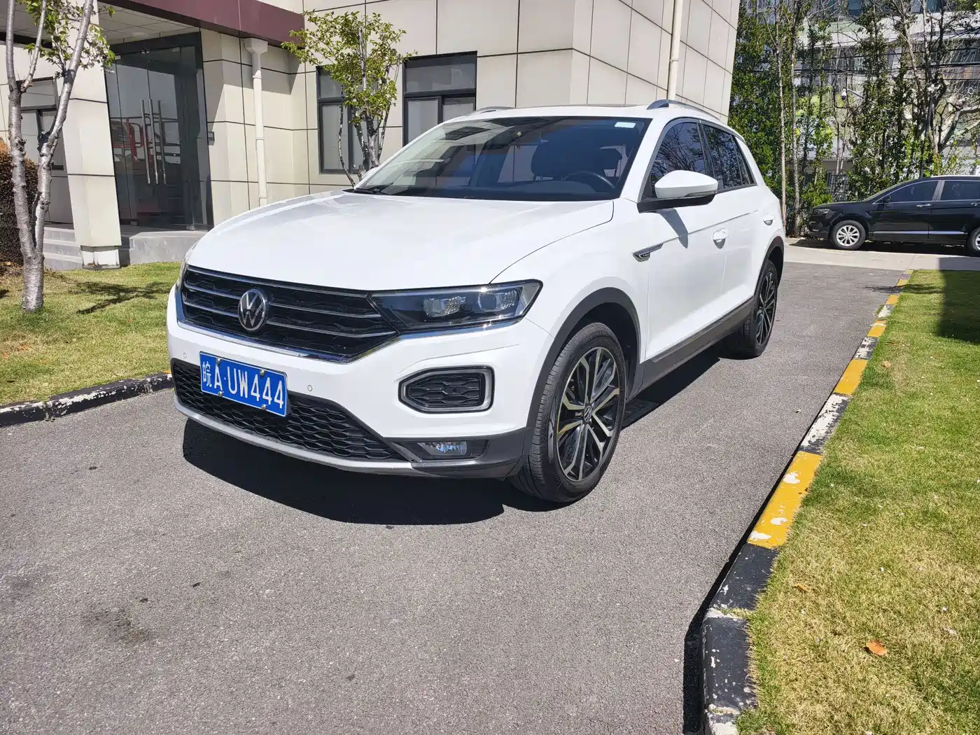 Volkswagen T-ROC 2022 280TSI DSG 2WD Comfort PLUS