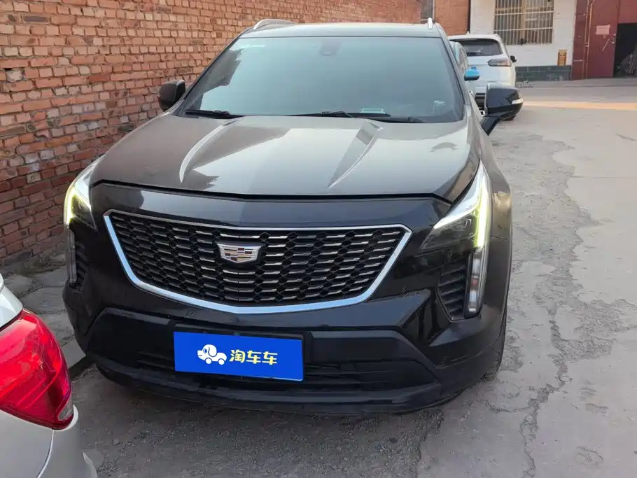 Cadillac XT4 2023 2022 28T FWD Style