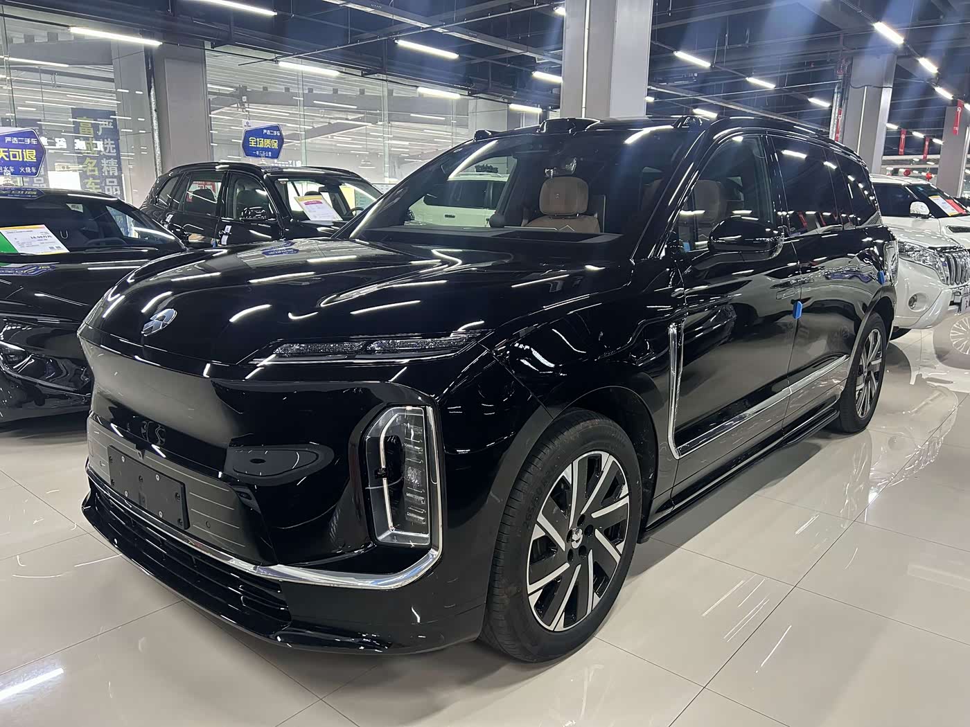 NIO ES9