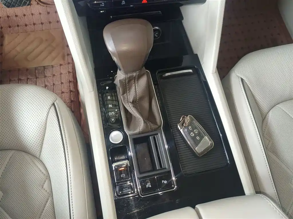 Volkswagen Viloran 2020 380TSI Flagship Edition фото 14