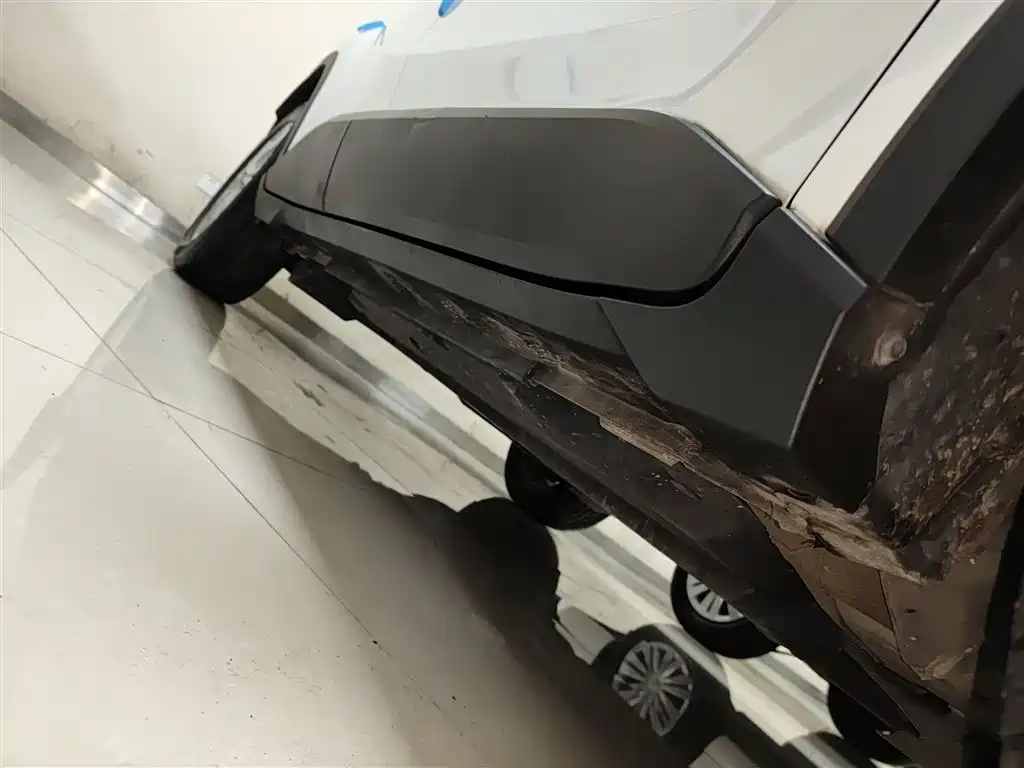 Toyota IZOA 2021 2.0L Yixiang Edition фото 21