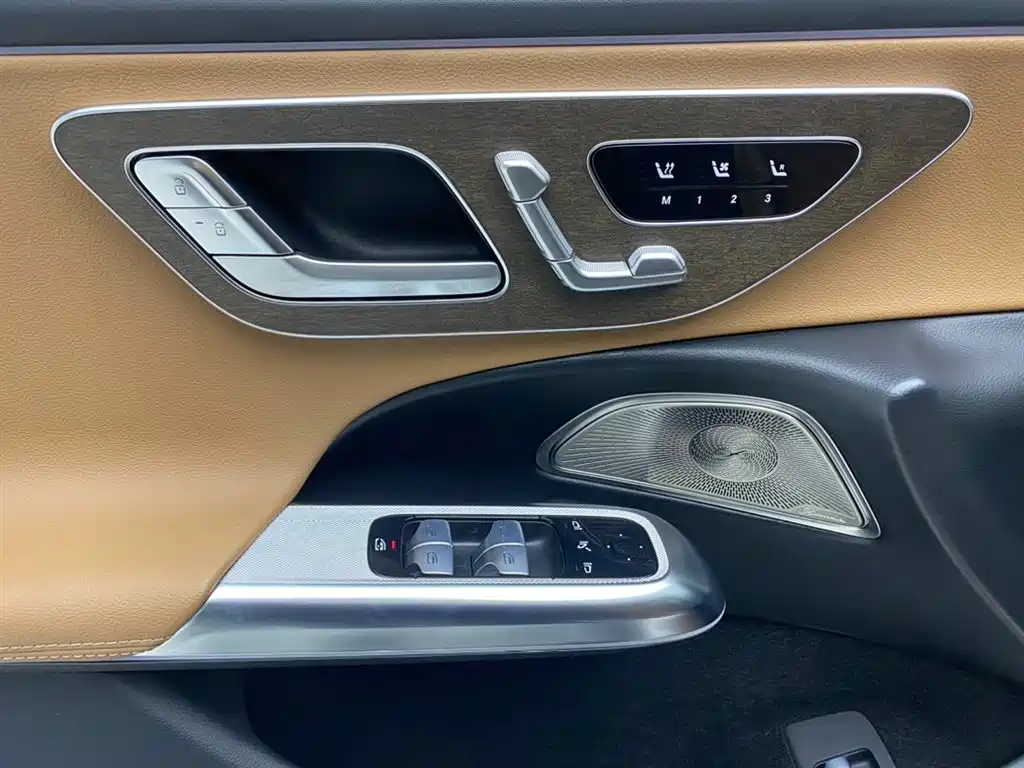 Mercedes-Benz E-Class 2024 Facelift E 300 L Luxury фото 28