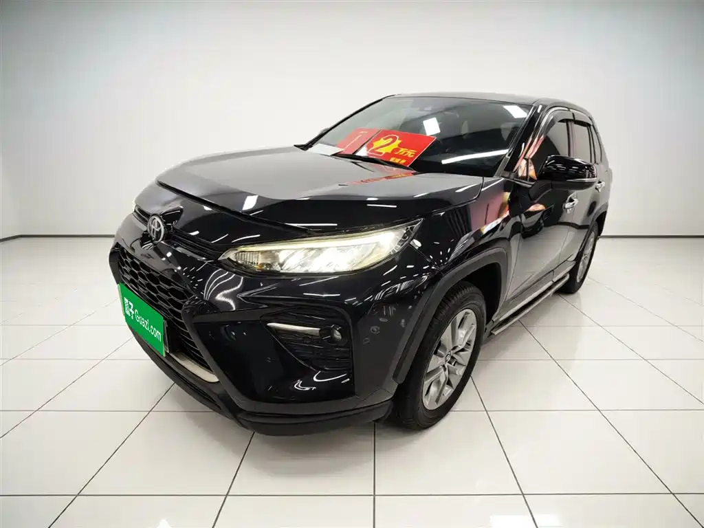 Toyota Wildlander 2021 2.0L CVT 2WD Luxury Edition фото 2