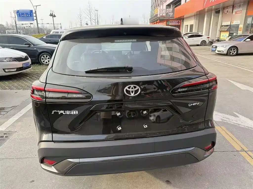 TOYOTA FENGLANDA