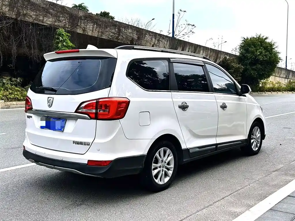 BAOJUN 730