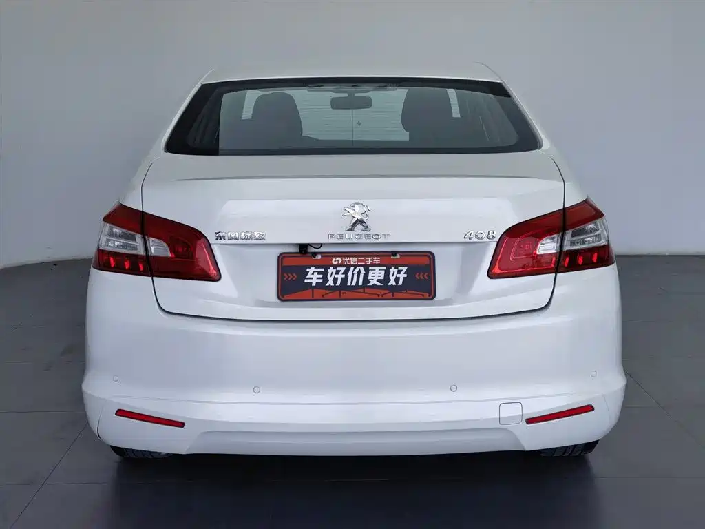 Peugeot 408 2015 Model 1.2T Automatic Luxury Edition фото 4