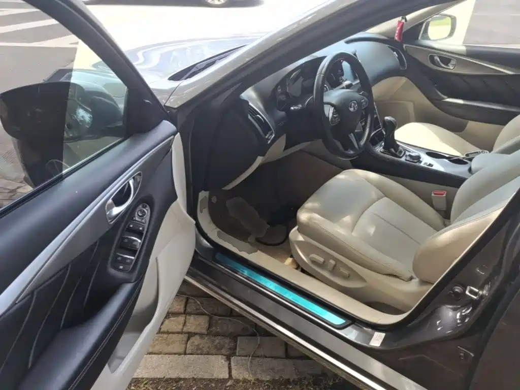 Infiniti Q50L 2015 2015 2.0T Enjoyment Edition