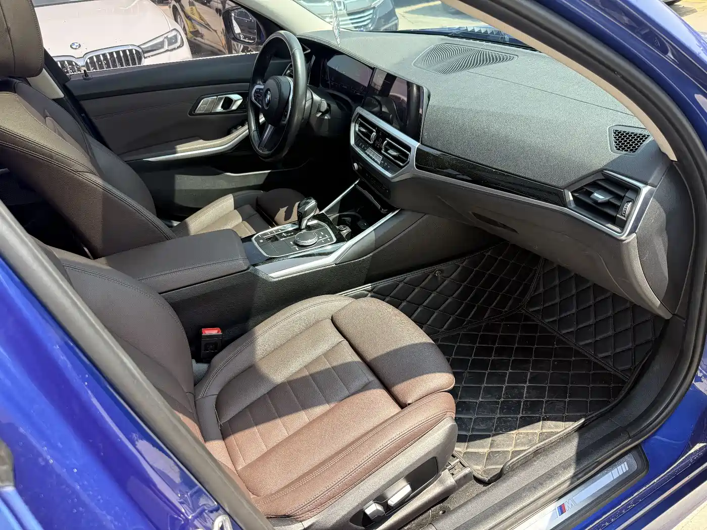 BMW 3 Series 2021 320Li M Sport Package фото 12