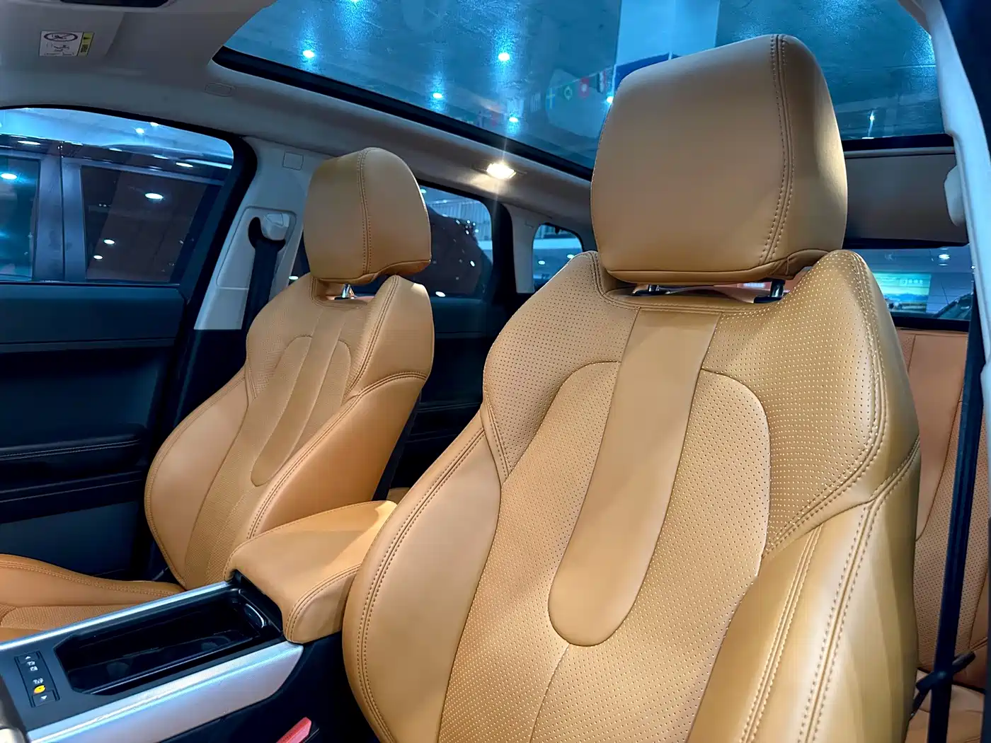 Land Rover Range Rover Evoque (Import) 2014 2014 2.0T 5-door Brilliance Sport