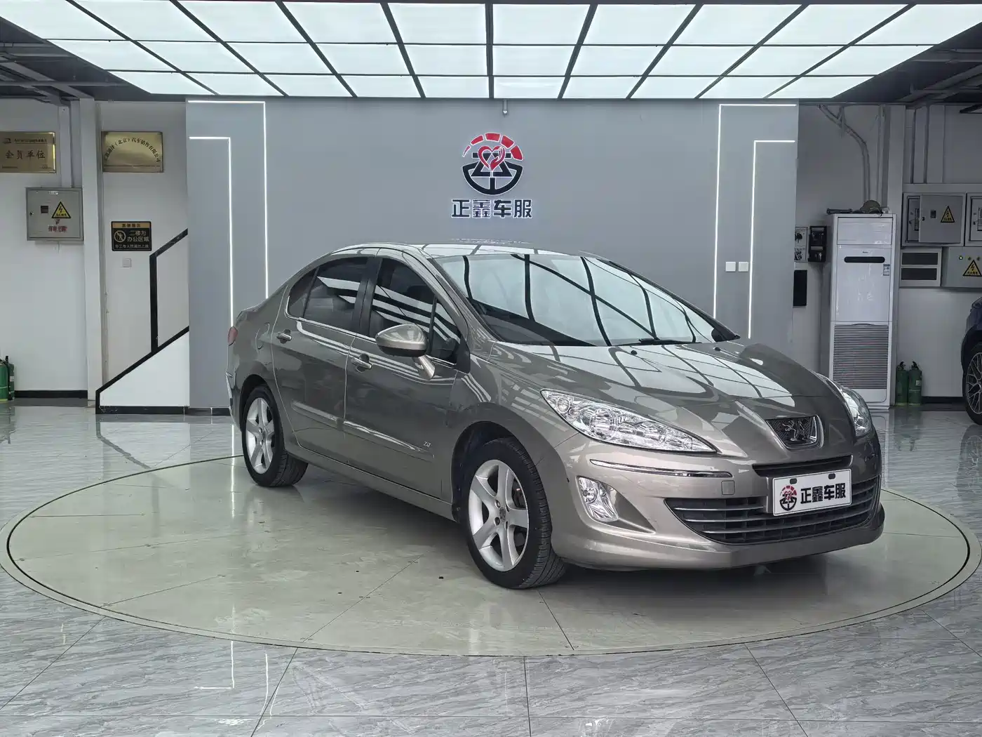 Peugeot 408 2011 2011 2.0L Automatic Comfort Edition