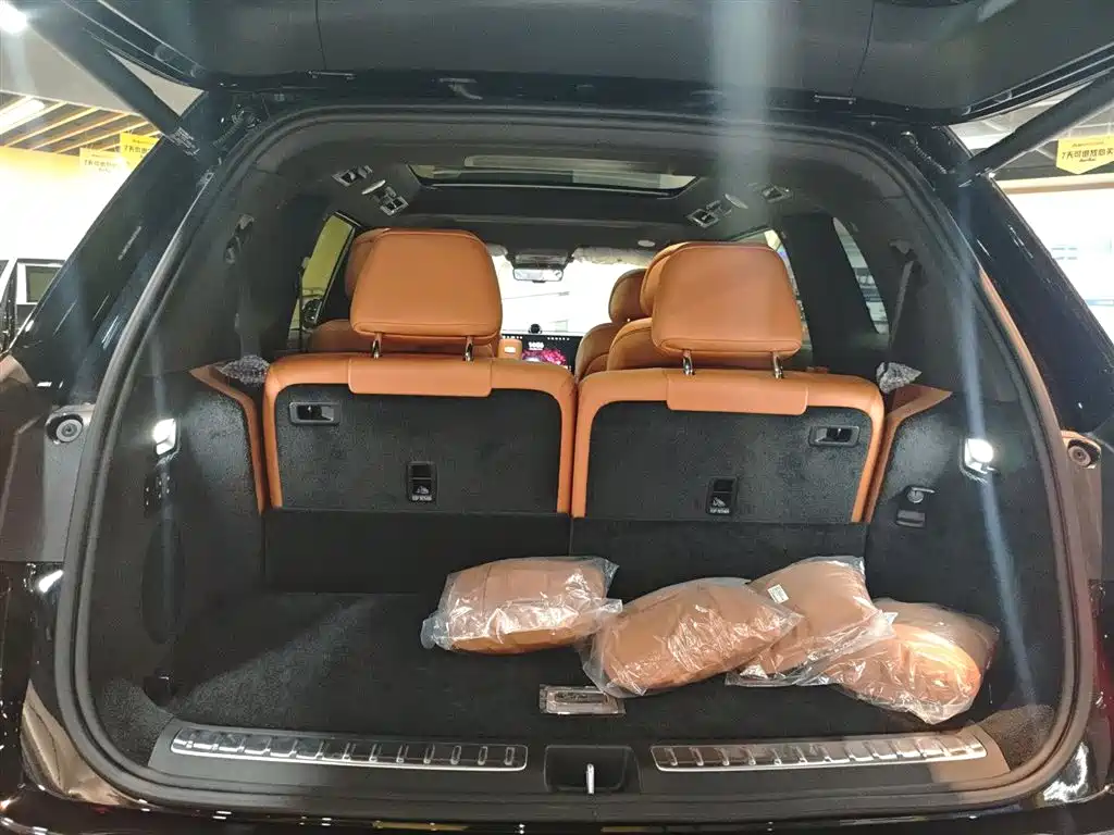 AITO Wenjie AITO M9 2025 Extended Range Ultra 52kWh 6-Seater фото 19