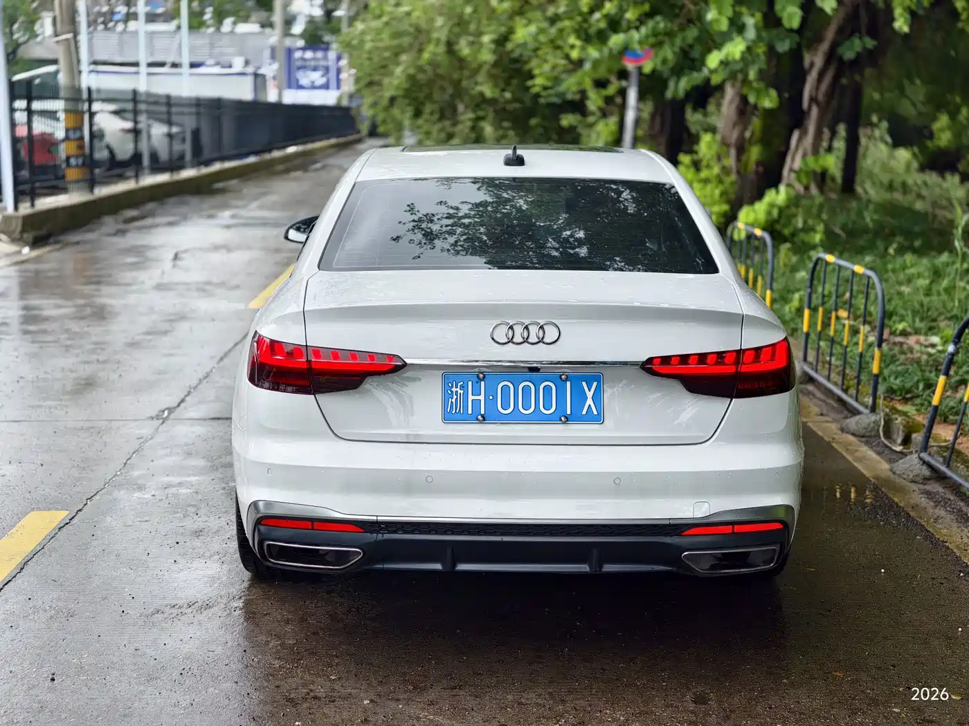 Photo 9 - Audi A4L