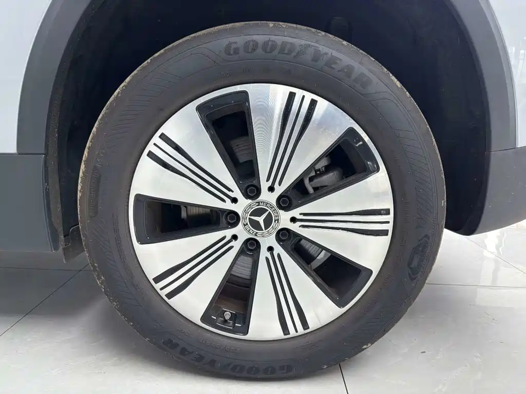 Фото 7 - Mercedes-Benz EQA