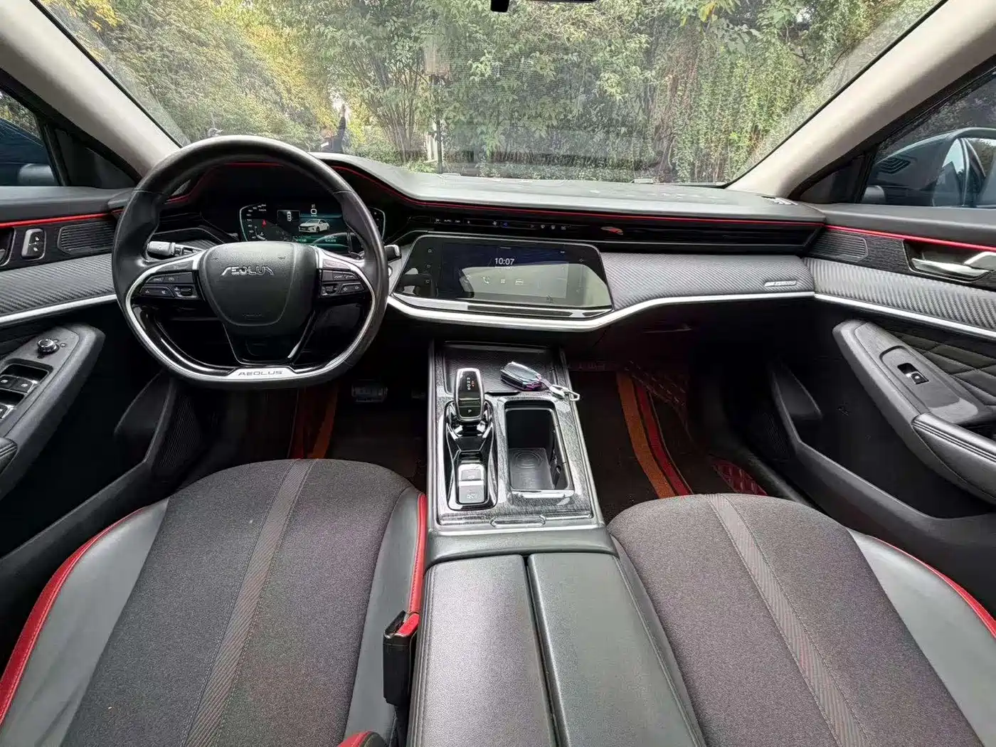 DONGFENG YI HYUN MAX