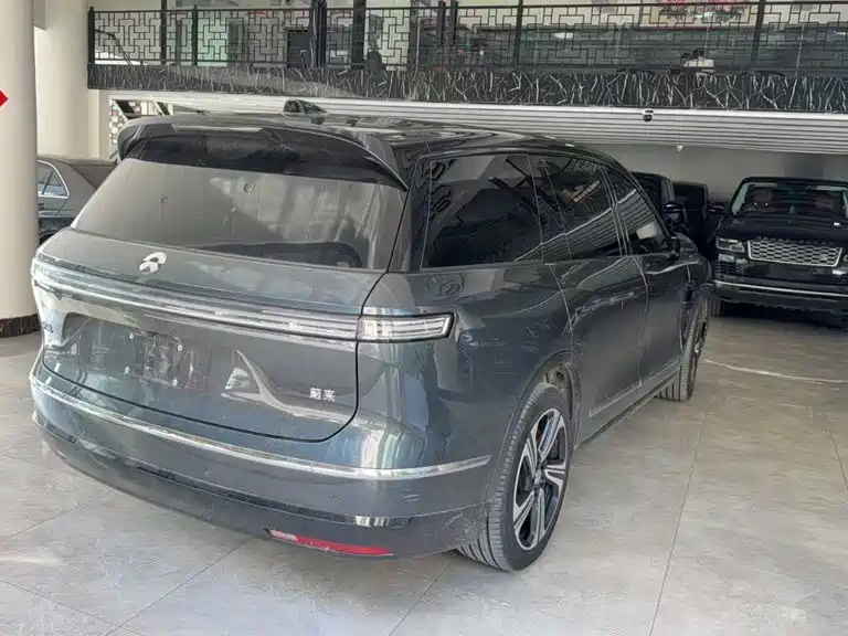 Фото 3 - NIO ES8