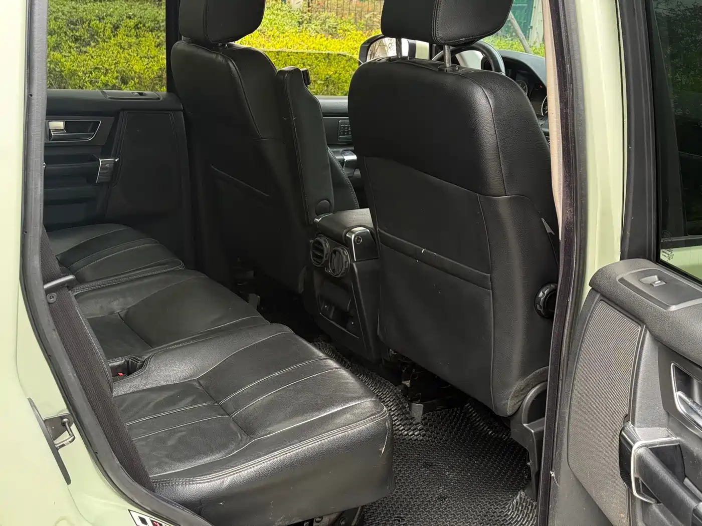Land Rover Discovery 2014 3.0 SC V6 HSE Luxury фото 10