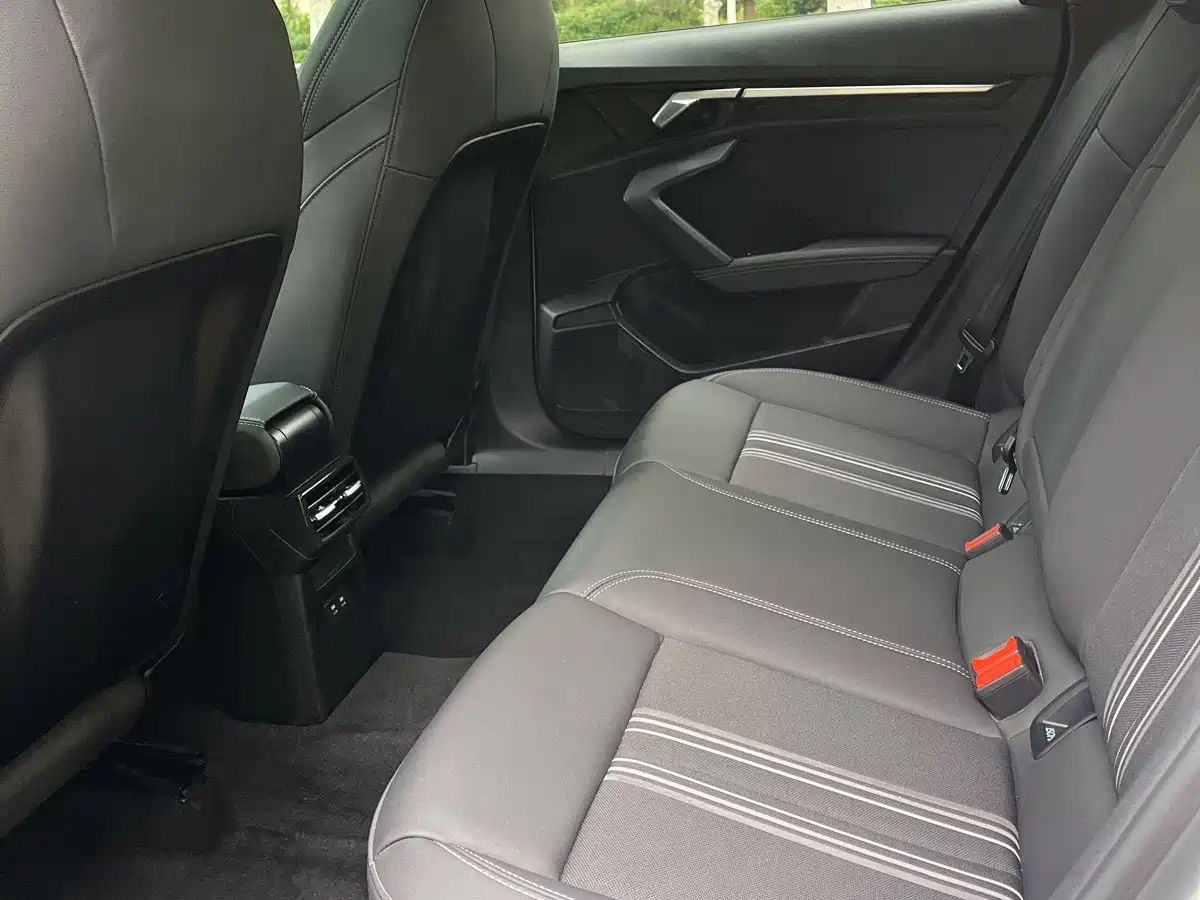 Audi A3 2023 Facelift A3L Limousine 35 TFSI Fashion Sport фото 17