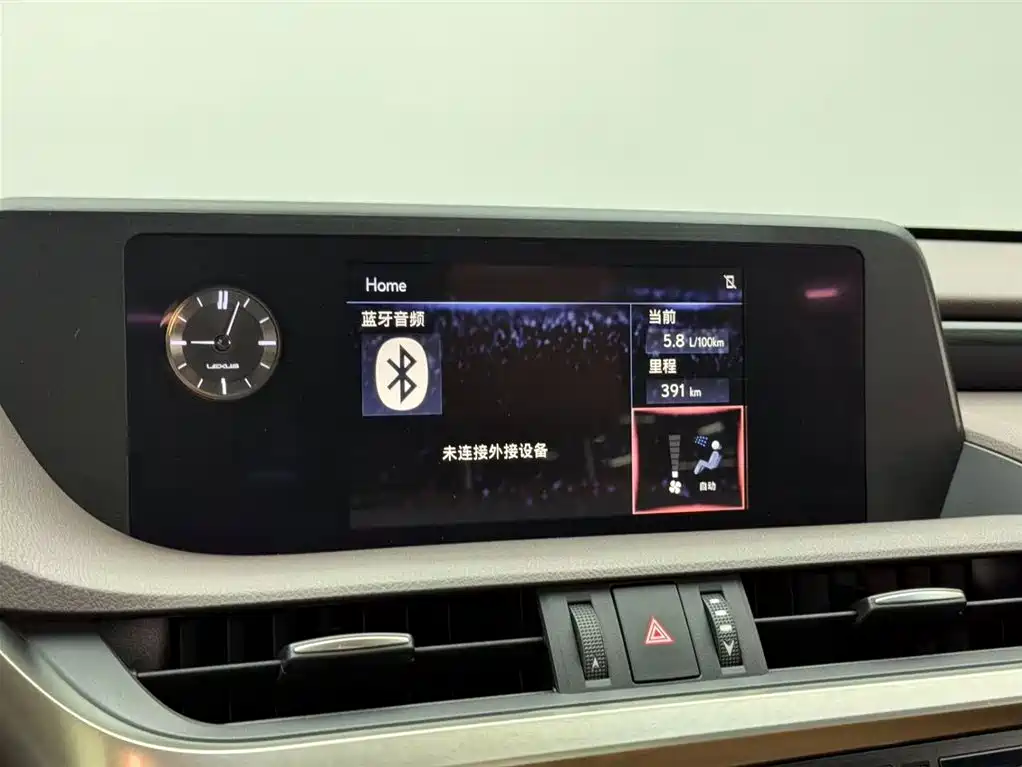 Lexus ES 2018 300h Excellence Edition China V фото 11