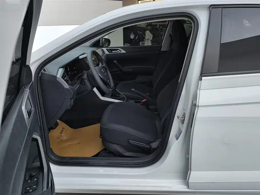 Volkswagen Polo 2023 2023 Facelift Plus 1.5L Auto Joyful Living Edition