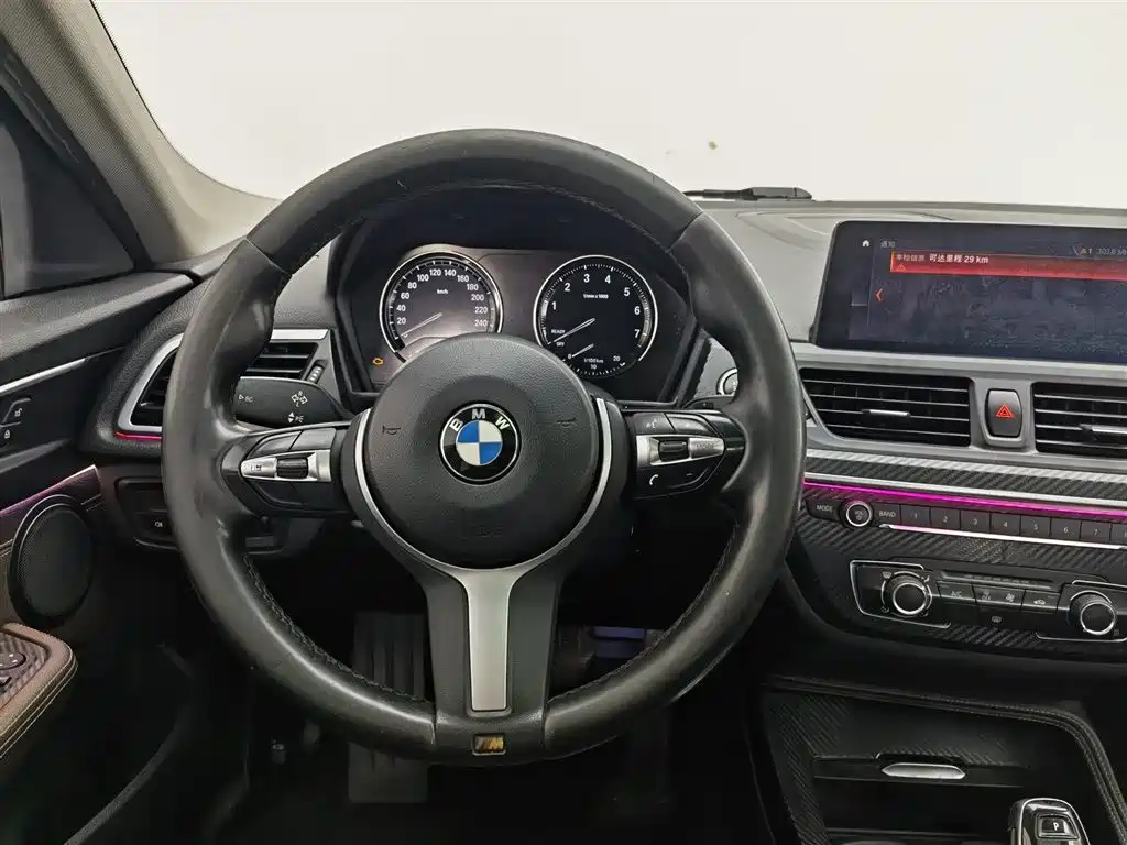 BMW 1 Series 2020 Model 120i M Sport Package фото 11