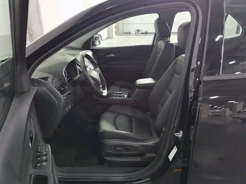 Chevrolet Equinox 2019 Redline 550T Auto 4WD Tuojie RS Edition (China VI) фото 10