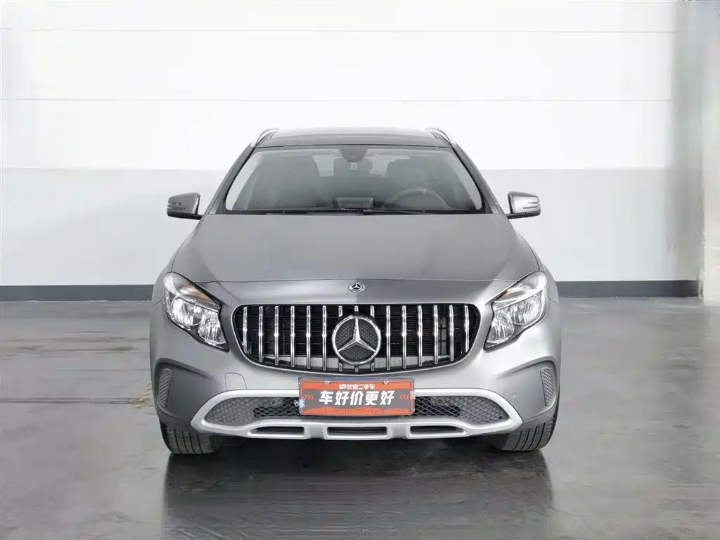 Mercedes-Benz GLA 2018 GLA 200 Dynamic фото 3