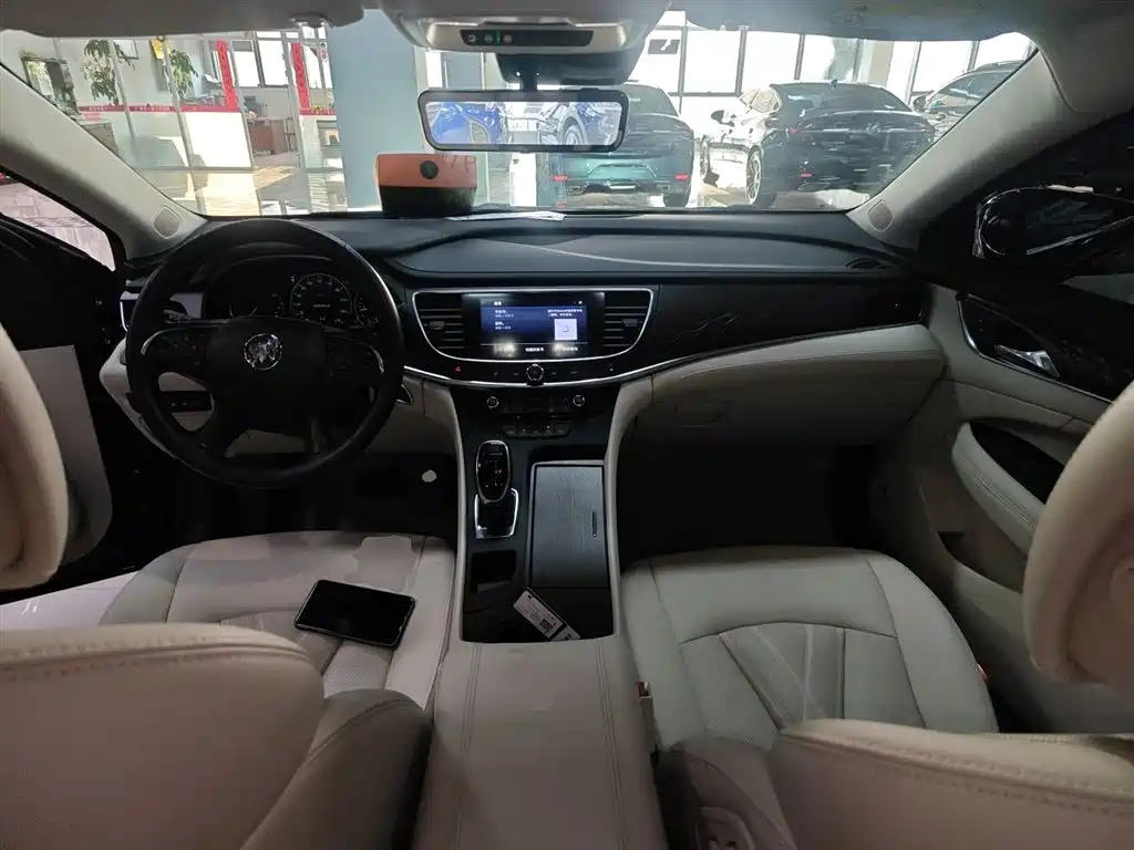 BUICK LACROSSE