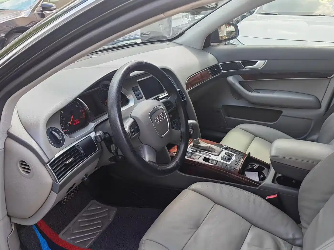 Audi A6L 2006 Model 3.2 FSI Exclusive фото 7
