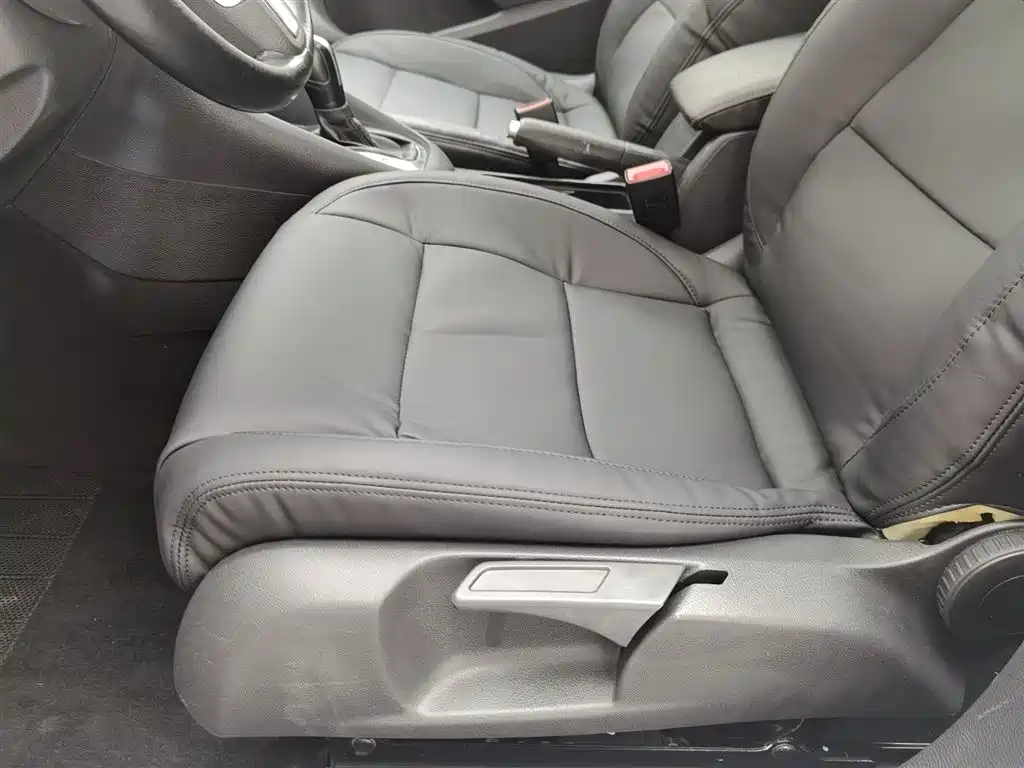 Volkswagen Golf 2012 1.4TSI Automatic Comfort фото 20