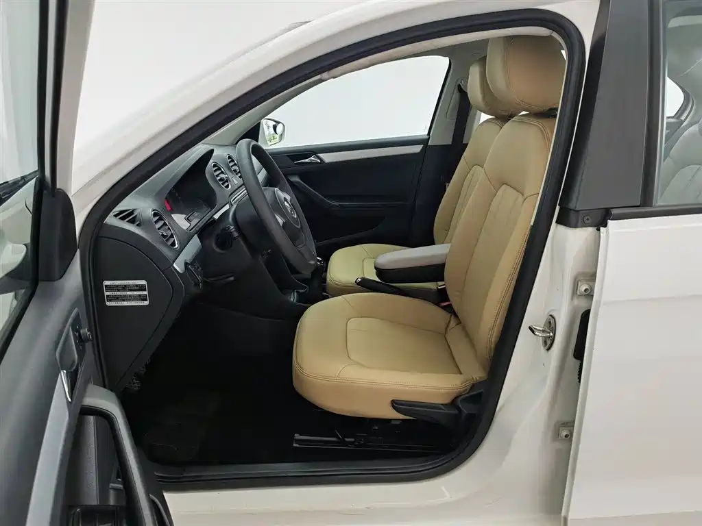 Volkswagen Jetta 2015 Value Edition 1.6L Manual Comfort фото 10