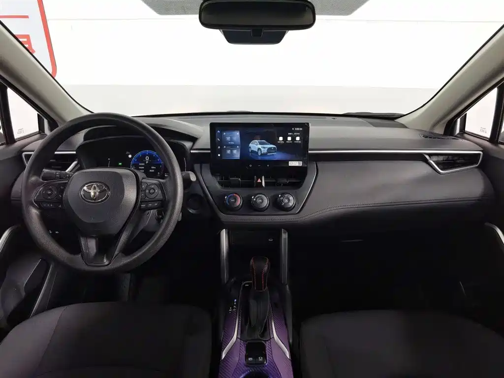 Toyota Corolla Cross 2023 2.0L Pioneer Edition фото 5