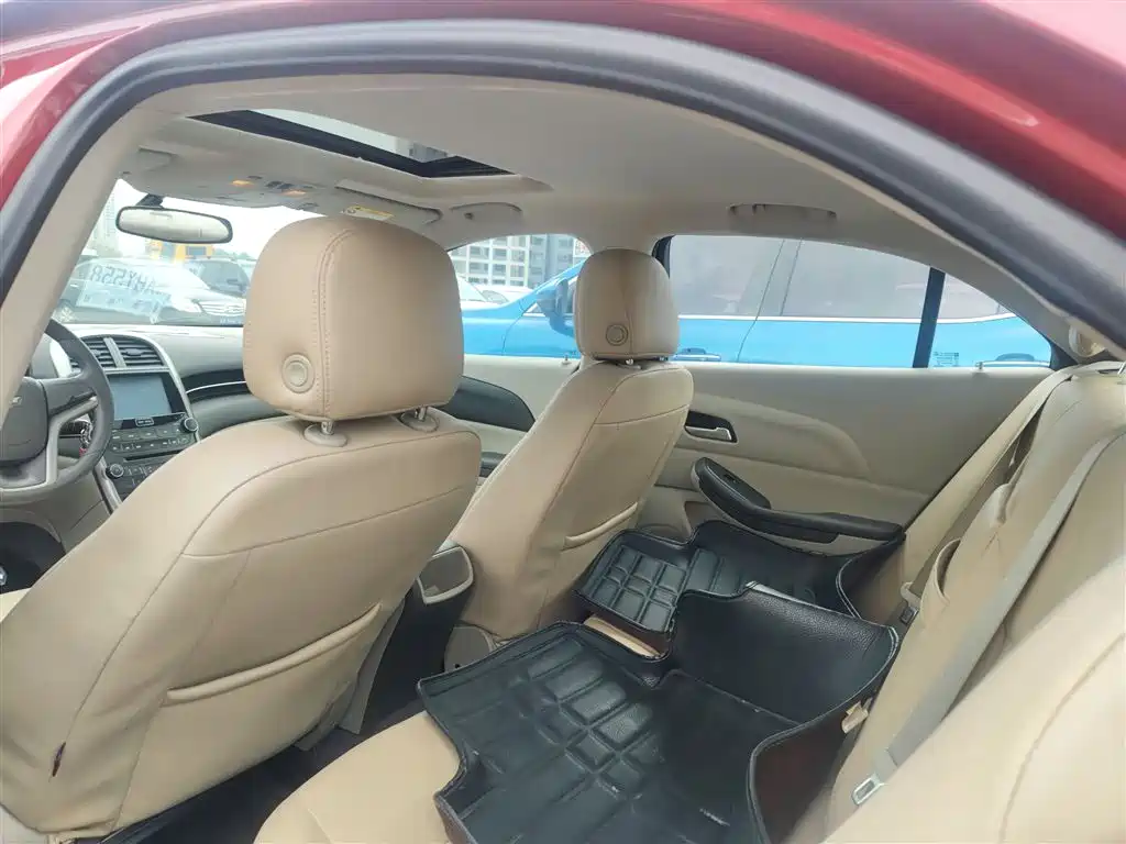 Chevrolet Malibu 2014 2.0L Automatic Comfort фото 18