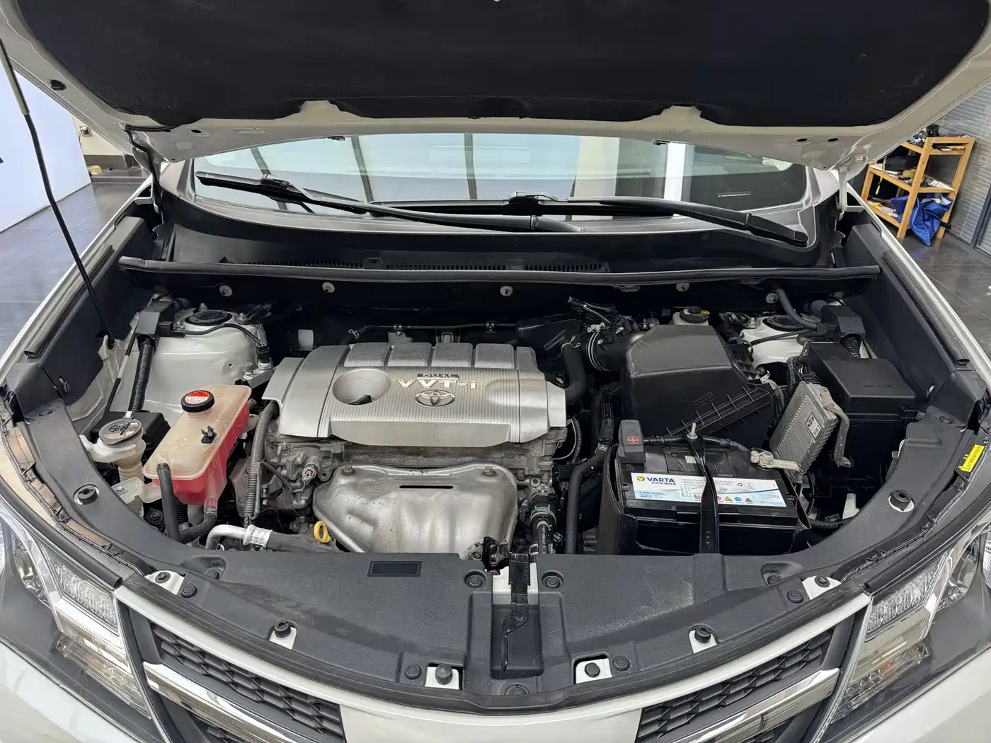 Toyota RAV4 Rongfang 2015 2.5L Automatic 4WD Elite Edition фото 16