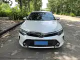 Фото 3 - Toyota Camry