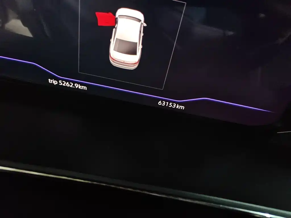Volkswagen Passat 2022 330TSI Starlight Luxury Edition фото 5