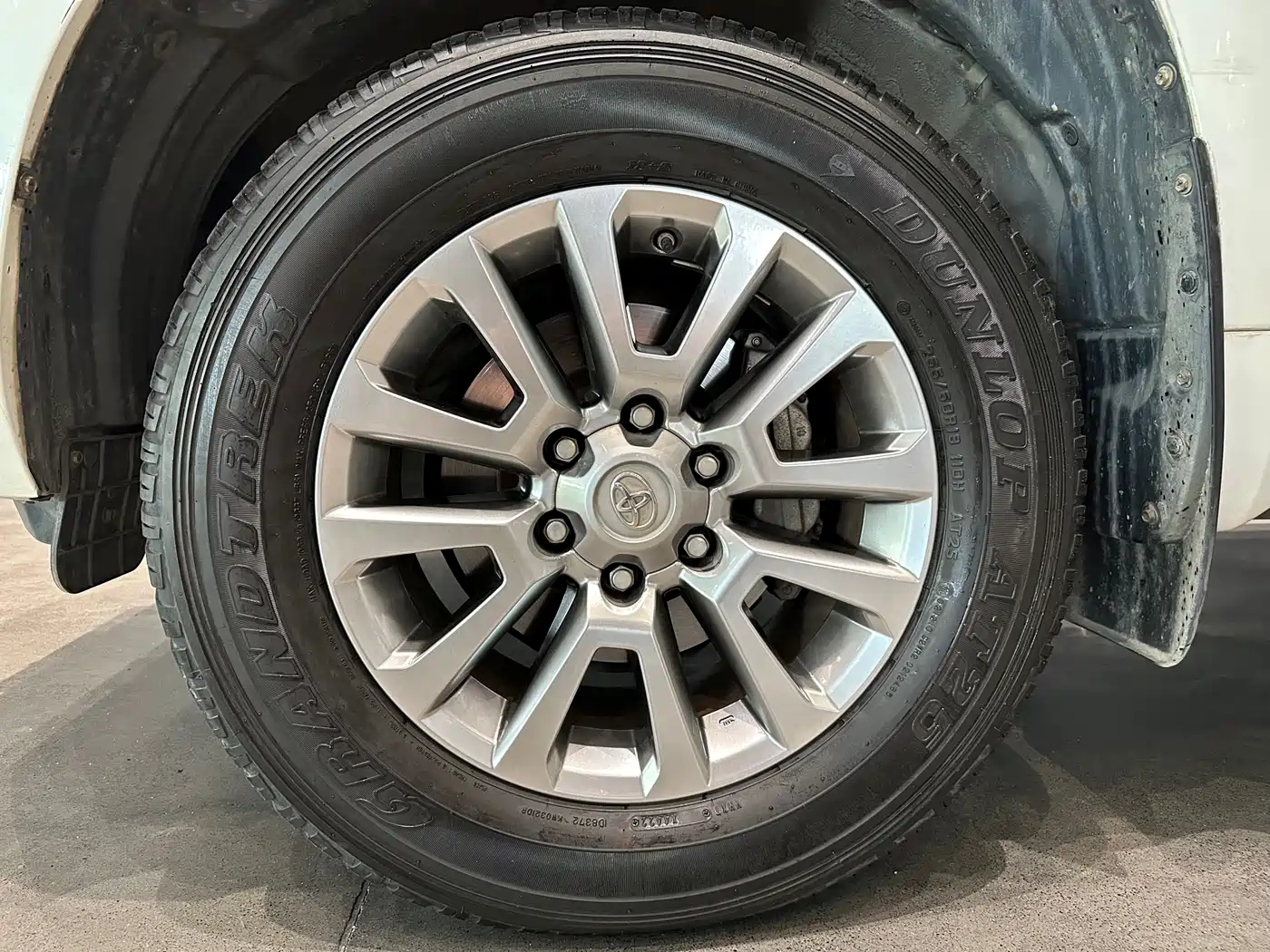 Toyota Prado 2018 3.5L Automatic TX-L Rear-mounted Spare Tire фото 7