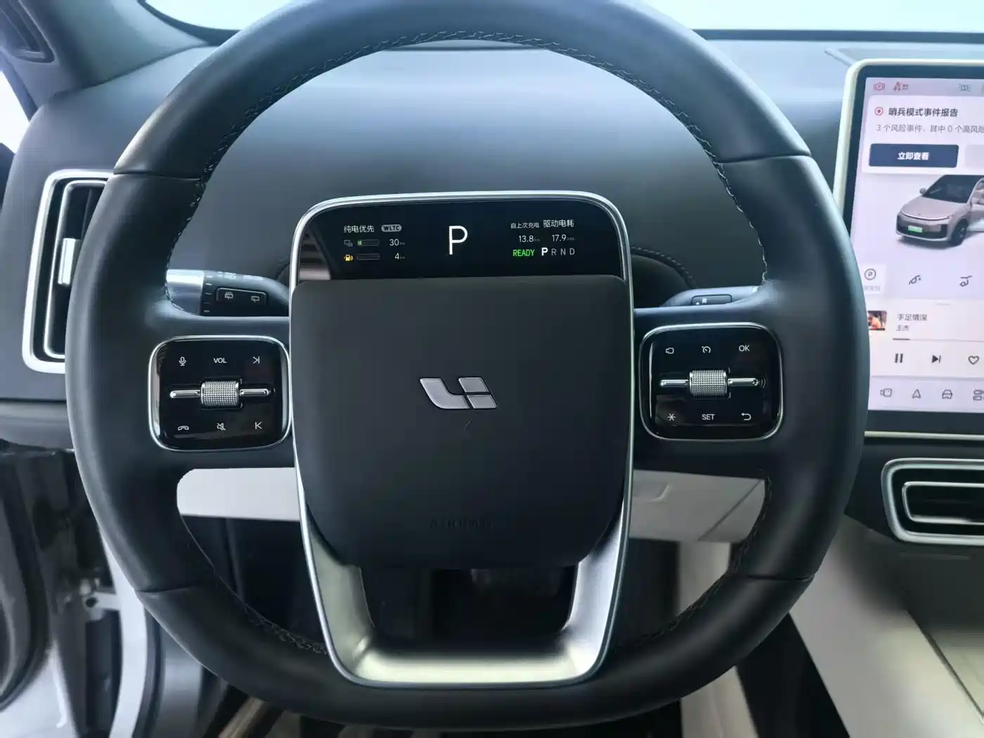 Li Auto IDEAL L6