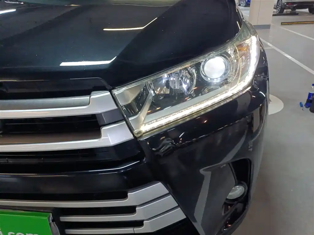 Toyota Highlander 2018 2.0T 4WD Luxury 7-seater (China V) фото 18