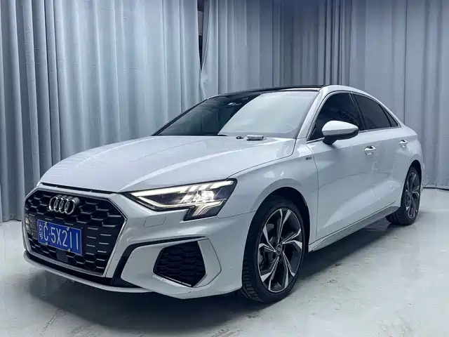 Audi A3 2022 A3L Limousine 35 TFSI Luxury Sport — фото 1