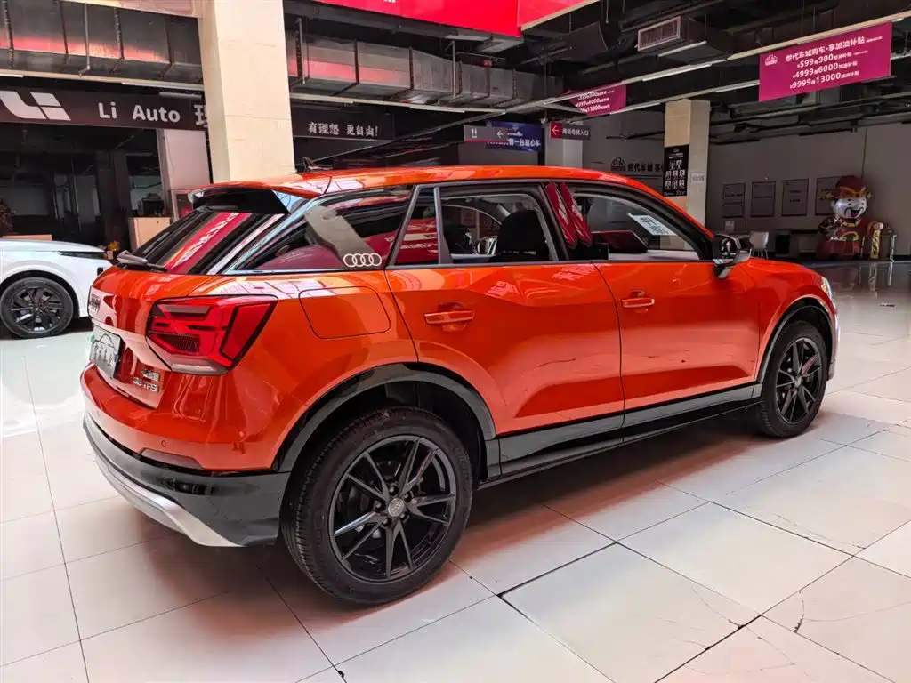 Audi Q2L 2018 35 TFSI Launch Exclusive Edition China VI фото 3