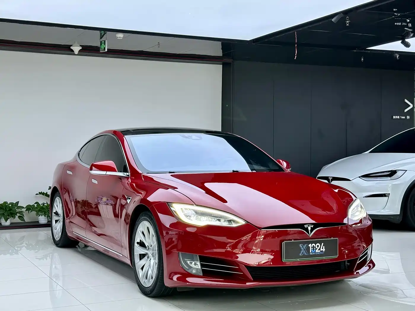 Tesla Model S 2016 2016 Model S 75D