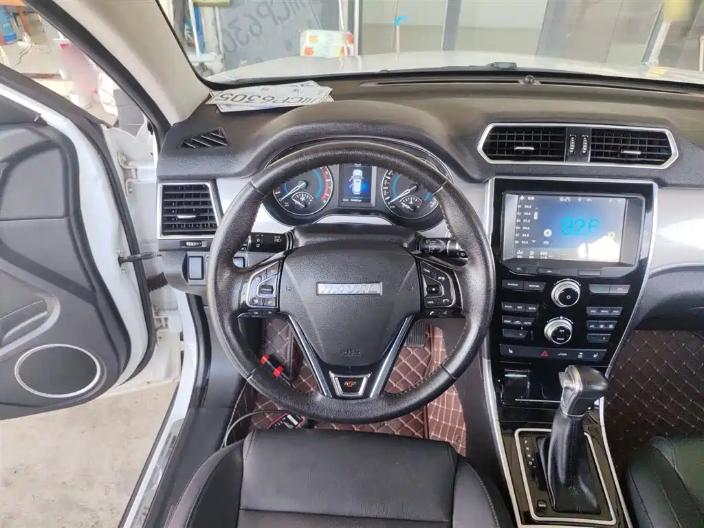 Haval H2 2017 Red Label 1.5T Automatic 2WD Luxury фото 11